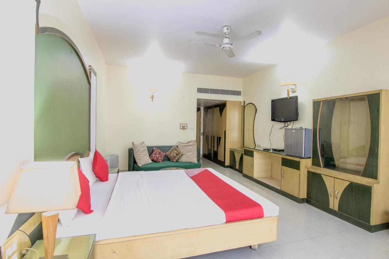 Collection O Hotel Green Forest Patna  Exterior photo